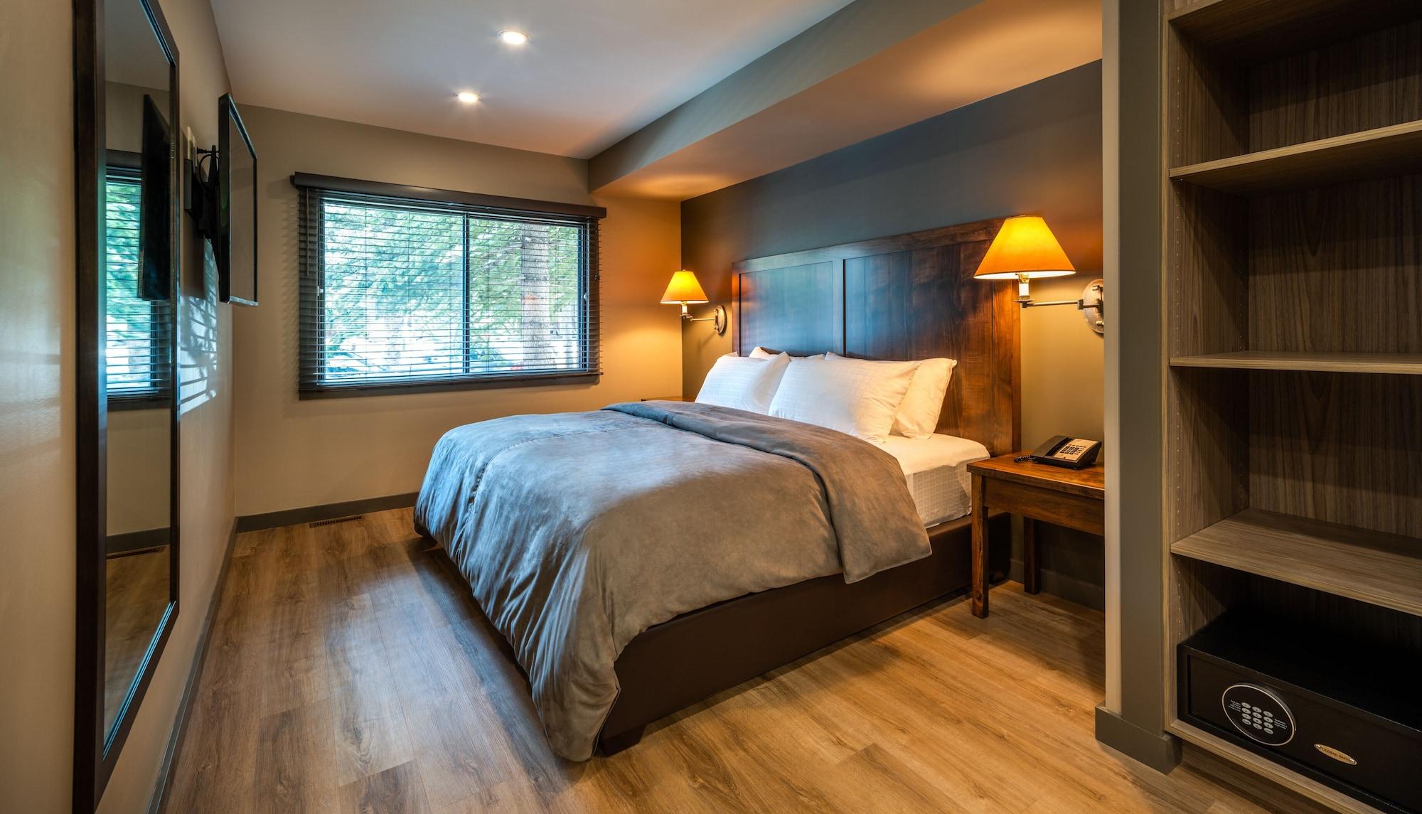 Buffalo Mountain Lodge Банф Екстериор снимка