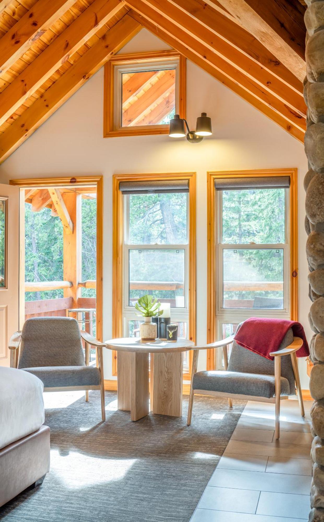 Buffalo Mountain Lodge Банф Екстериор снимка