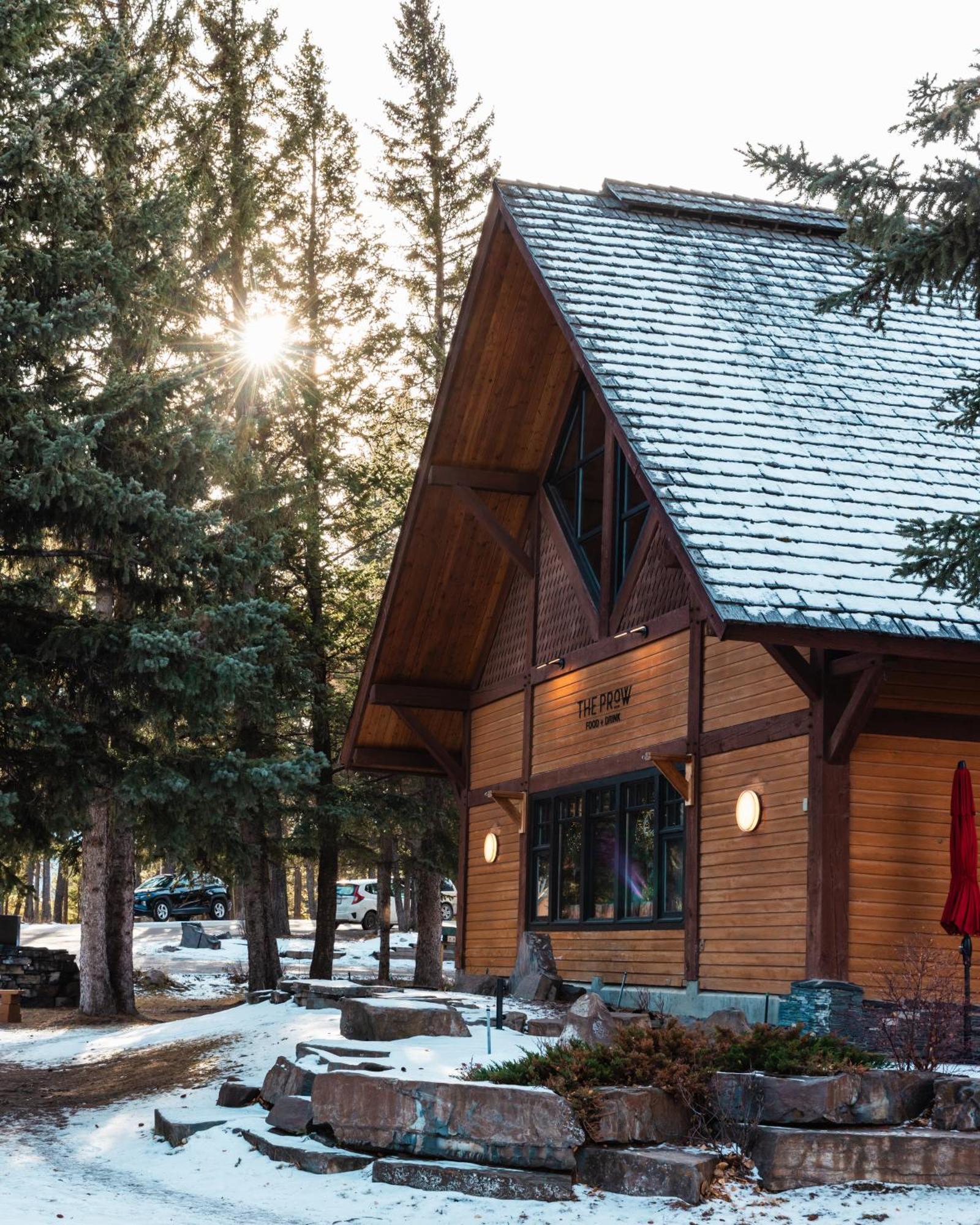 Buffalo Mountain Lodge Банф Екстериор снимка